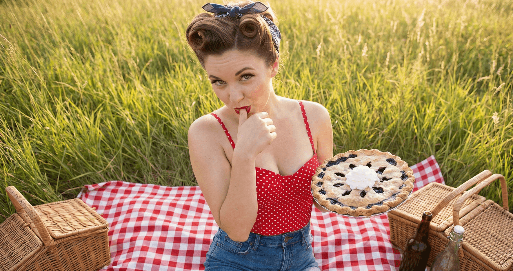 The Pin-Up Picnic Alternate